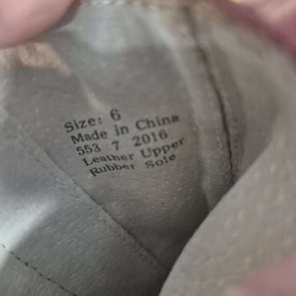 Livie & Luca Girls Calliope Boot Mulberry Sparkle Size 6 Side Zip Rubber Sole - Picture 7 of 7